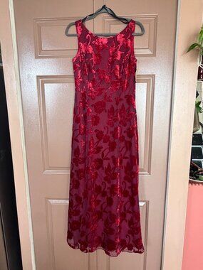Alex Evenings Burgundy And Red Maxi Dress